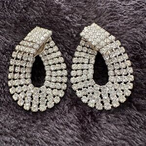 Elegant Silver Vintage Teardrop Earrings clip on